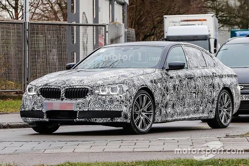 Spyshots BMW 5 Serie geven eerste blik op 2017-model