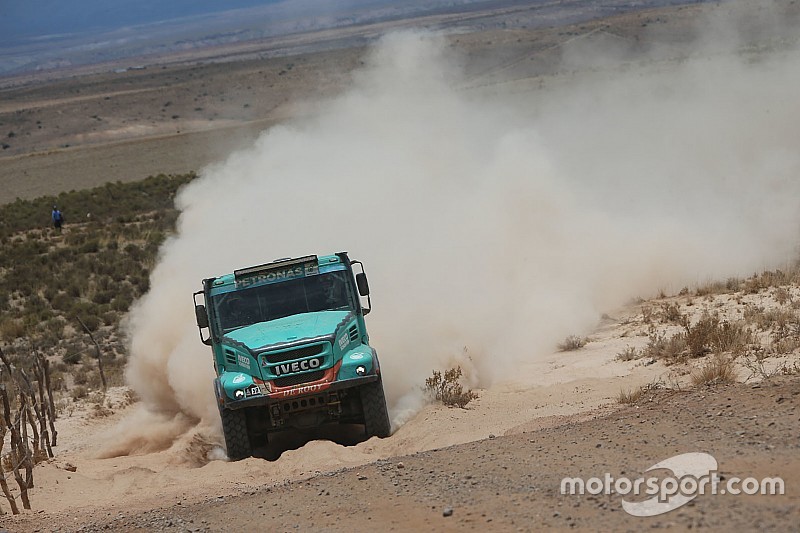 Gerard de Rooy verrast door grote voorsprong en Dakar-leiding