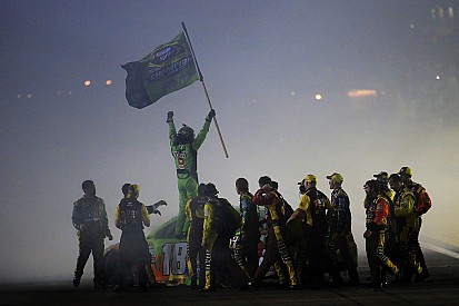 Kyle Busch, Piloto del Año de la NMPA