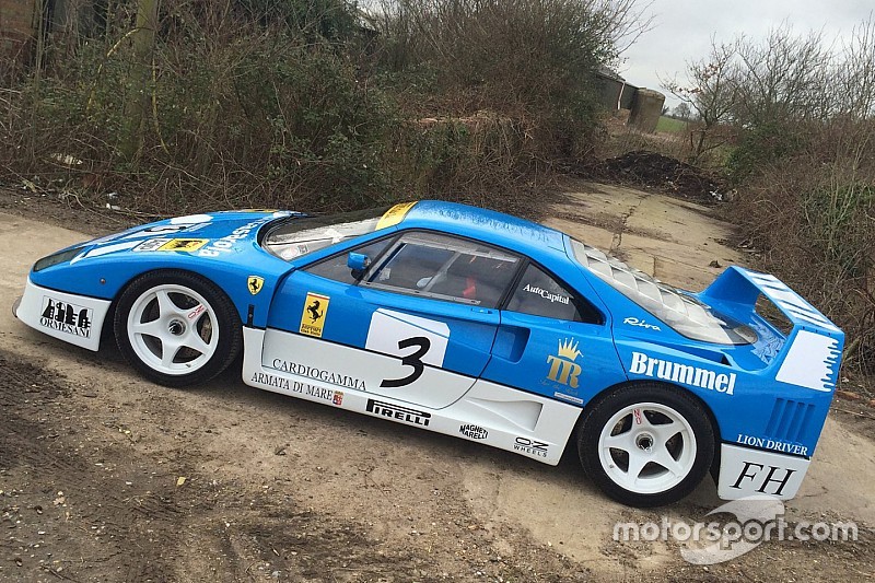 Video: Ferrari F40 GT krijgt er hard van langs in 'Farmkhana'