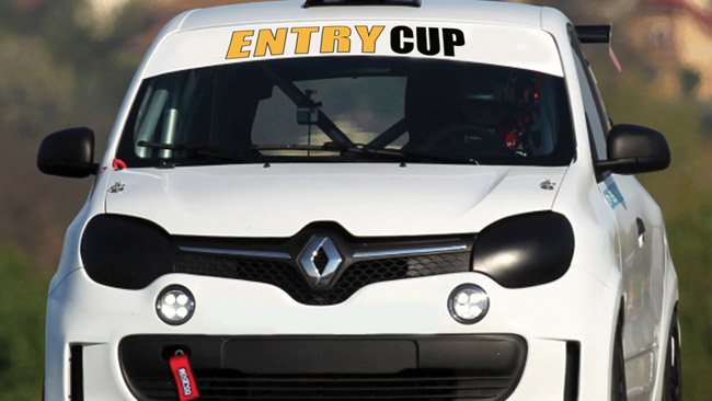 Pienone per lo shakedown della Entry Cup