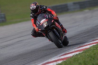 L'Aprilia ha fatto progressi con le Michelin a Sepang