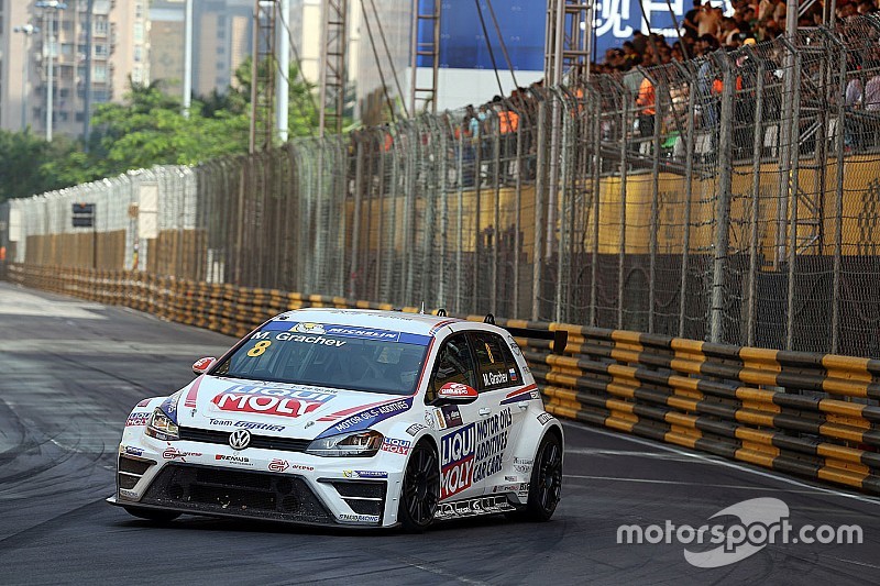 Team Engstler setzt in der TCR weiter auf Mikhail Grachev