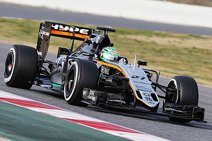 F1-test dag 3: Snelste tijd voor Hülkenberg, problemen bij Ferrari