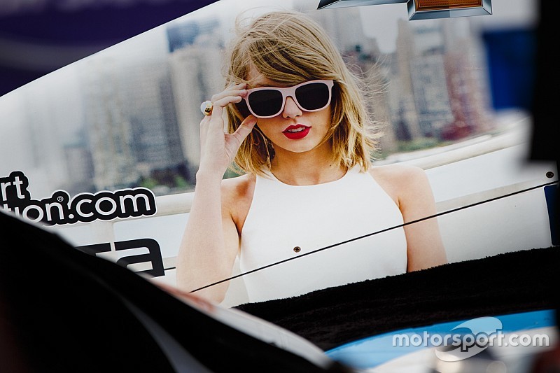 Análisis: ¿Cómo COTA utilizó a Taylor Swift para salvar el GP de Estados Unidos?
