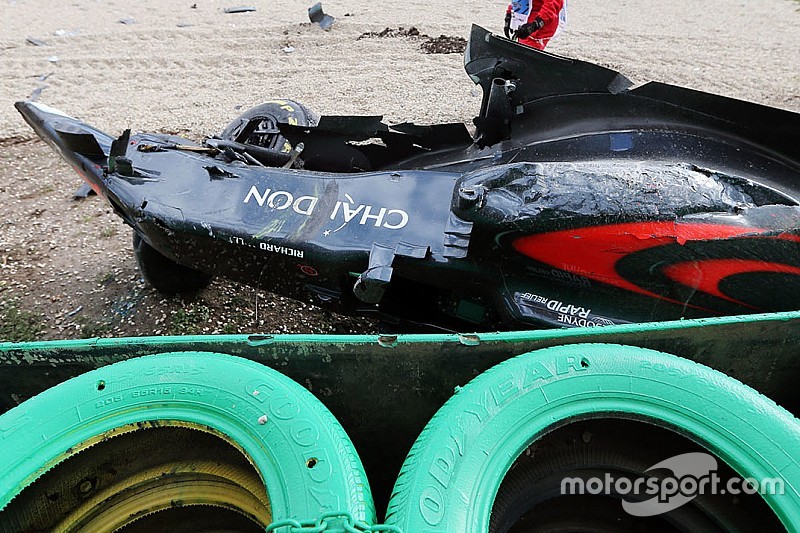 McLaren: il telaio del crash di Alonso pare sia riparabile!