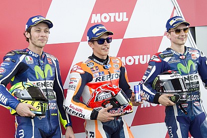 Pole y caída de Márquez en Argentina