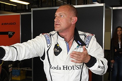 Davide Roda con l'Oregon Team nel Renault Sport Trophy RS.01