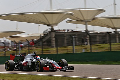 Grosjean: "Auto onbestuurbaar door belachelijke bandendruk"