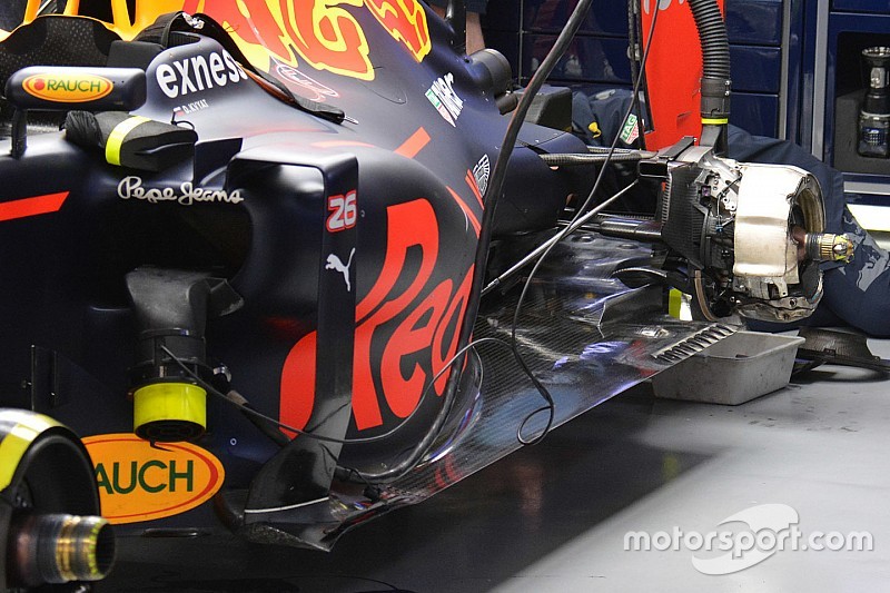 Anche Kvyat ha avuto un problema al cestello dei freni