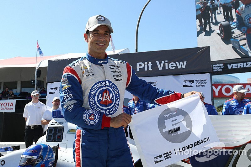 Helio Castroneves conquista la pole a Long Beach