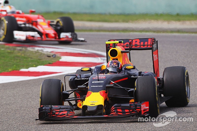 Marchionne: “Red Bull van motoren voorzien was enorme fout geweest”