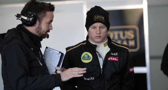 Raikkonen: 2009'da spora veda etmeyi düşündüm