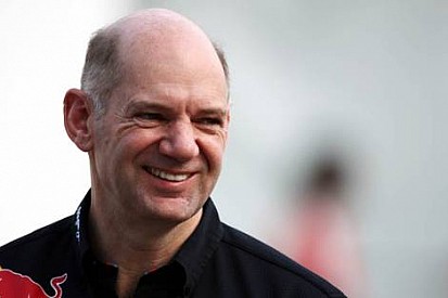 Newey: RB8'i ilk testlere yetiştireceğiz