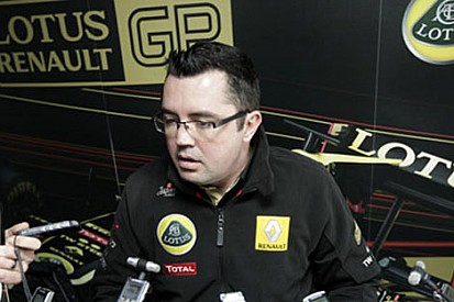 Boullier: Heidfeld'in beni ikna etmesi için ilk turları yetti