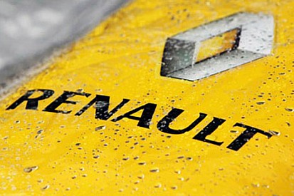 Renault podyumun tepesine çıkmakta kararlı