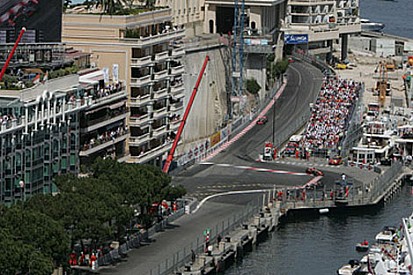 Tambay: 'Ecclestone'nun Monaco tehditi 'görüşmelerin' bir parçası'