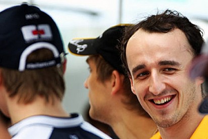 Renault 2011 için Kubica'ya teklifte bulundu