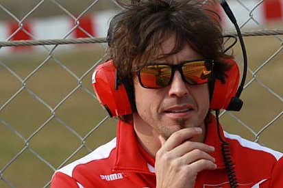 Alonso Massa'nın takımda kalmasından çok memnun