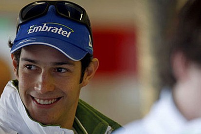 Senna: 'Sürüş eksikliğinin bedelini ödüyorum'