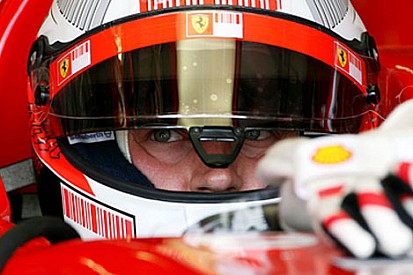 Raikkonen Alonso söylentilerini yalanladı