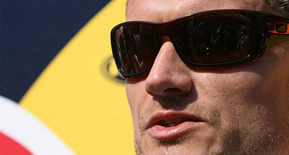 Coulthard: 'Sürücüler başarılarından dolayı cezalandırılmamalı'