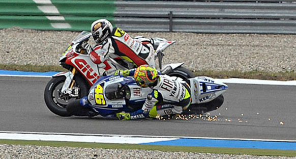 Rossi, ilk turdaki kazadan dolayı özür diledi