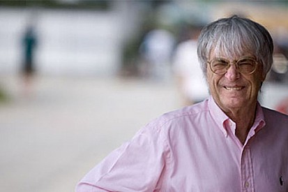 Ecclestone: 'Mosley yine de istifa etmeli'