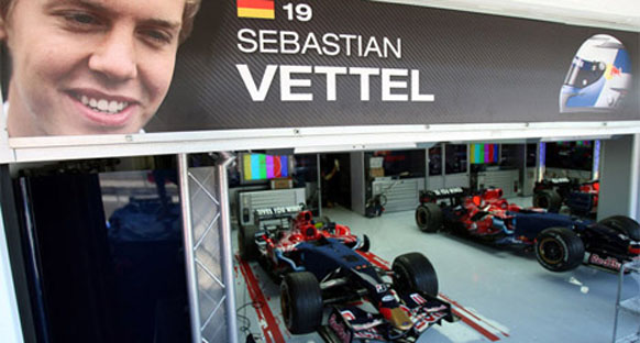 Monako'da Vettel'e 5 sıra cezası geliyor