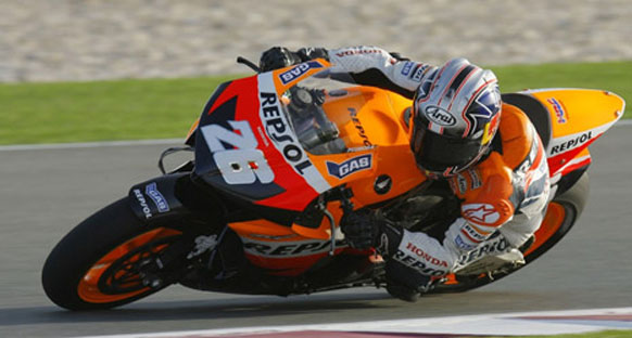Pedrosa her iki antrenmanda da en hızlısı