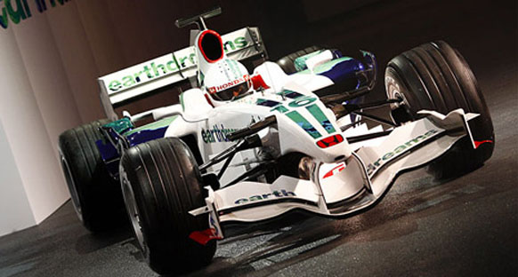 Honda 16 yaşındaki Stevens'la anlaştı