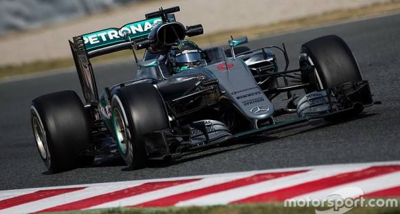 Mercedes, Avustralya'da rekabete hazır