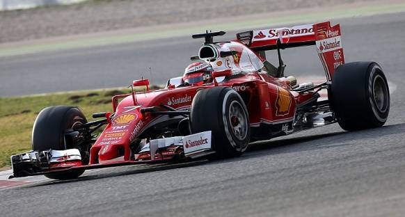 Raikkonen ultra yumuşak lastiklerle lider