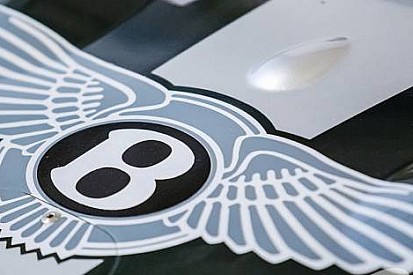 Bentley gelecek için LMP2 aracı test ediyor