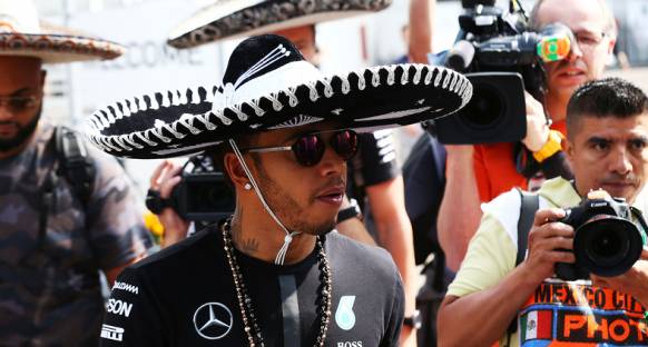 Hamilton: 'Kazanmak için Mercedes'e itaatsizlik yapmam'