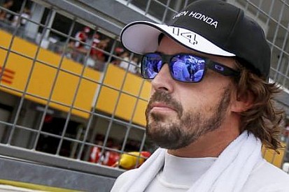 Fernando Alonso 'F1 patronları küçük takımları fazla önemsiyor'