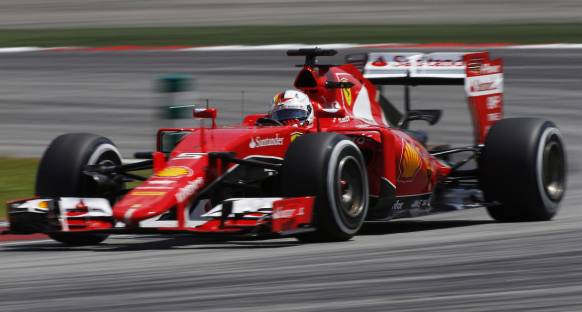 Ferrari 2015'te yakıt üzerinden 0.5 saniye kazanmış