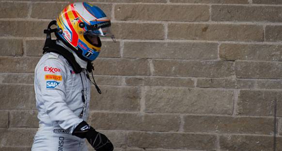 McLaren, Alonso'nun Motorunu İnceliyor