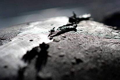 Mercedes Rusya'da lastik konusunda endişeli
