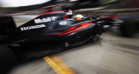 Boullier: 'McLaren podyuma çıkabilir'