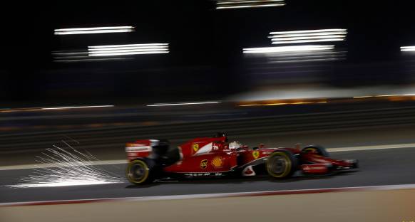 Vettel: İki Mercedes'i ayırmak büyük başarı
