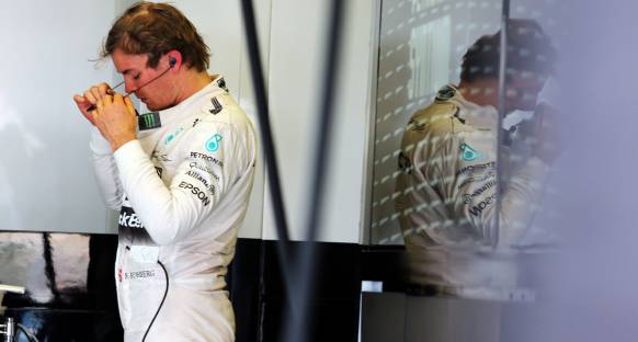 Rosberg, pole pozisyonunu kaçırdığı için sinirli