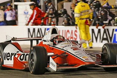 Montoya, IndyCar'ın sezon açılış yarışını kazandı