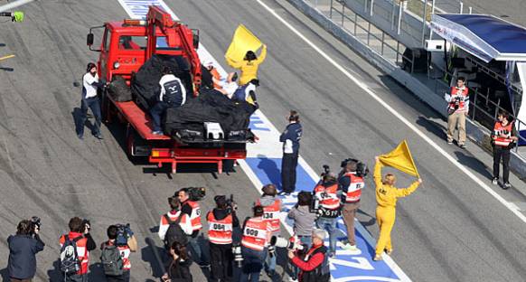 Susie Wolff: Nasr'la olan temas aptalcaydı