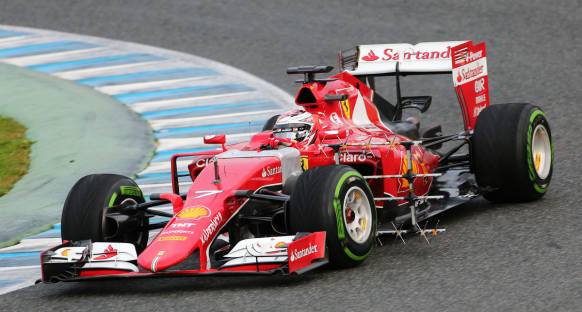 Raikkonen liderliği devraldı, McLaren ilerleme kaydediyor