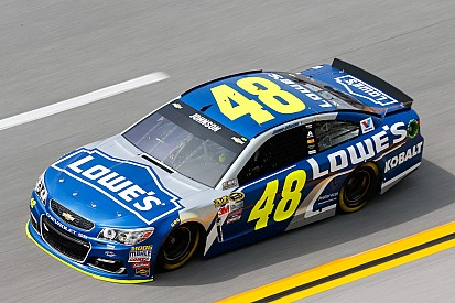 Dos equipos de NASCAR perderán tiempo de práctica tras advertencias por escrito