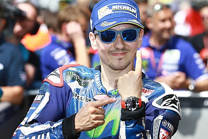 Lorenzo: "Gran giro oggi! Se vado così anche domani, vinco"