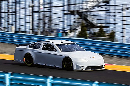 Pilotos de NASCAR alaban repavimentado en Watkins Glen