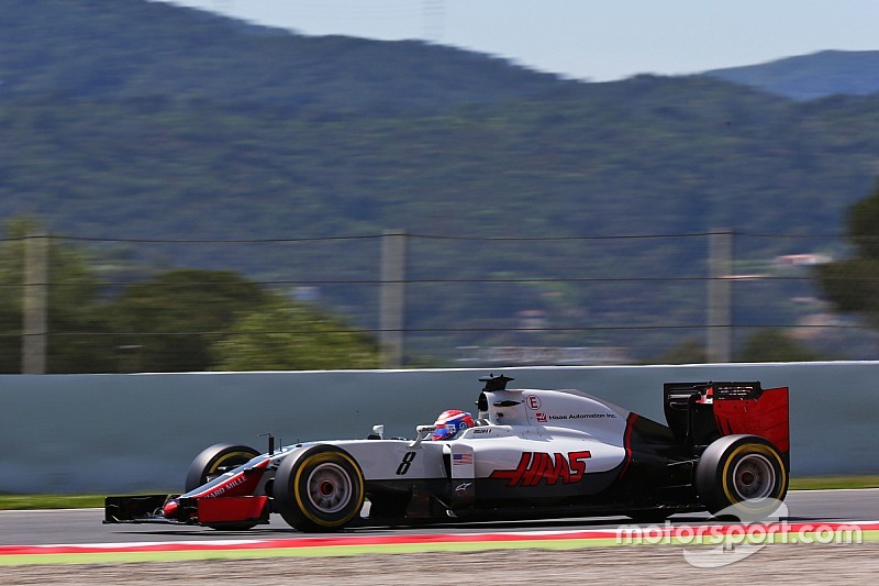 Grosjean felicita a Haas por el avance