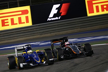 Sauber и Force India вновь пожаловались FIA